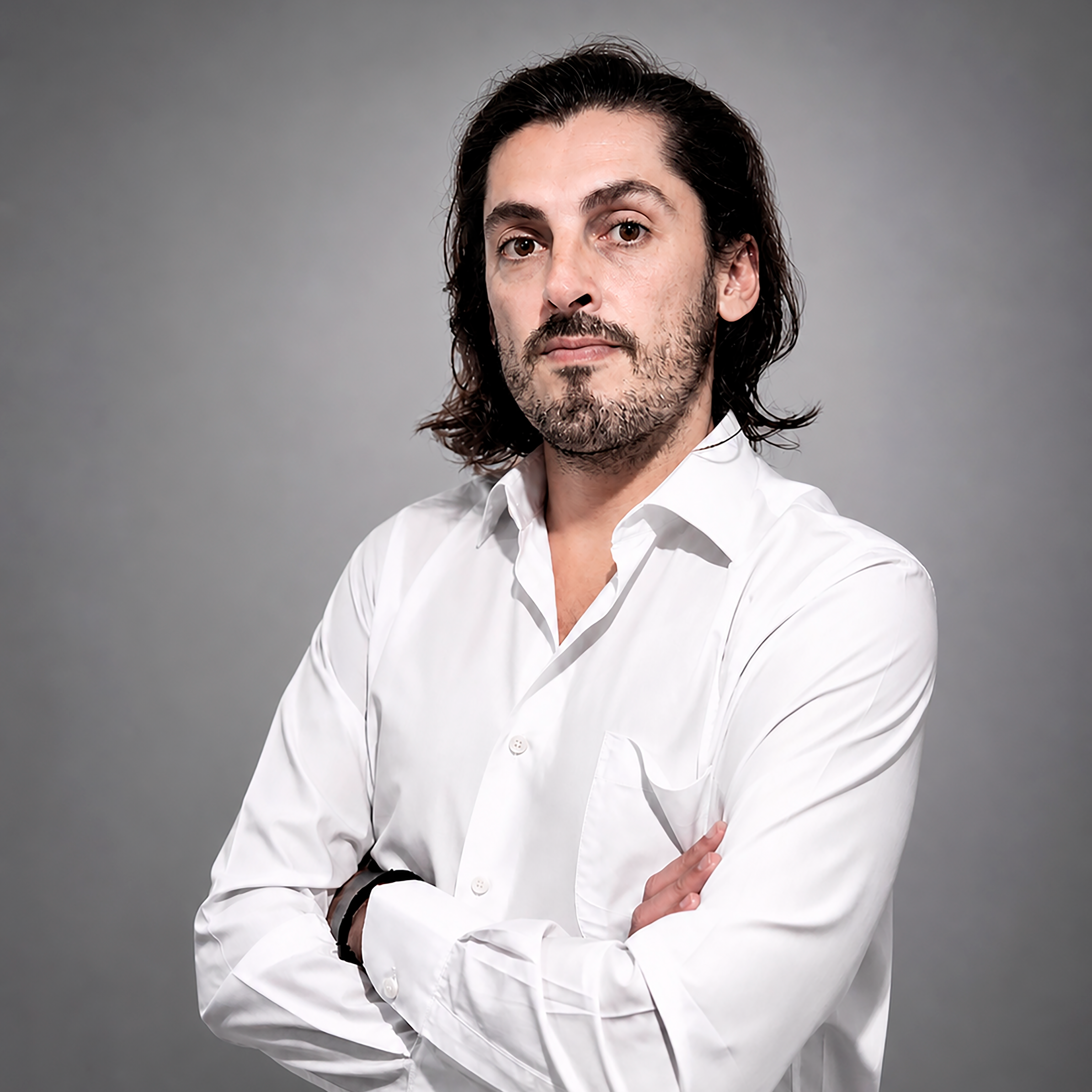 Dr. Manuel